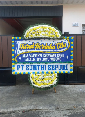 Papan Bunga Duka di Ayuhulalo